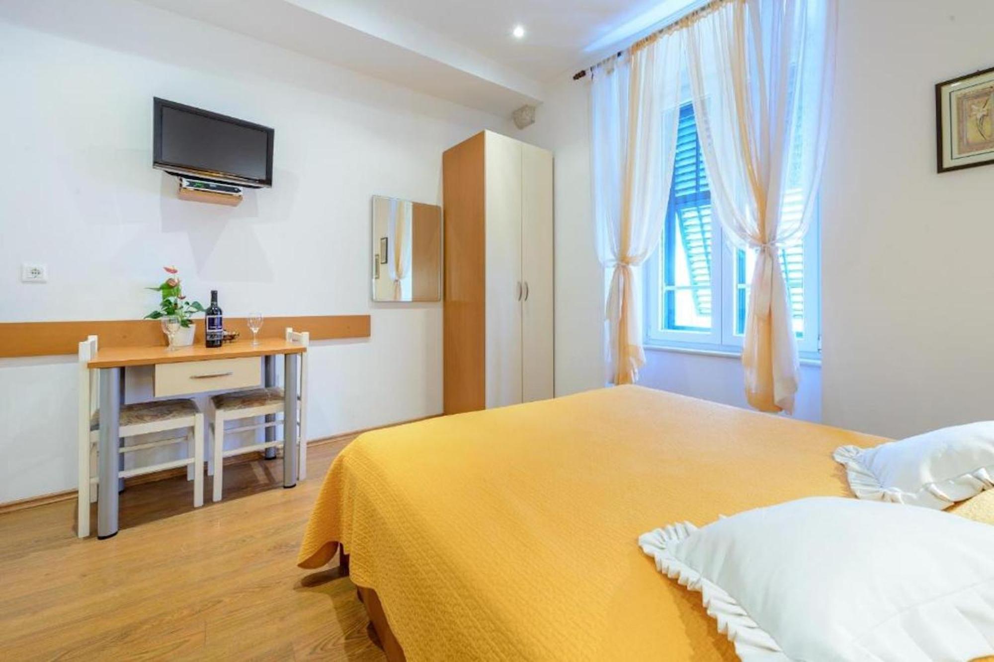 Studio Apartments Stradun Dubrovnik Bagian luar foto