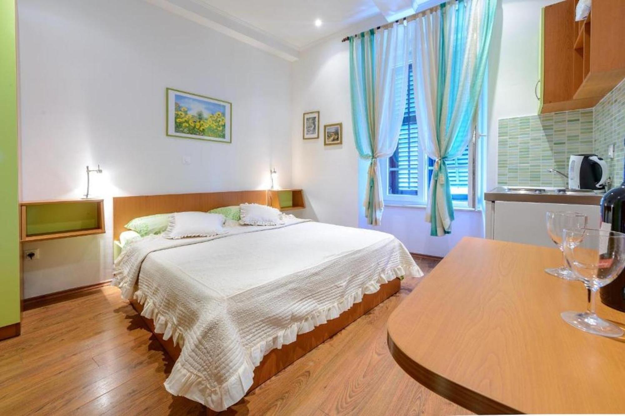 Studio Apartments Stradun Dubrovnik Bagian luar foto