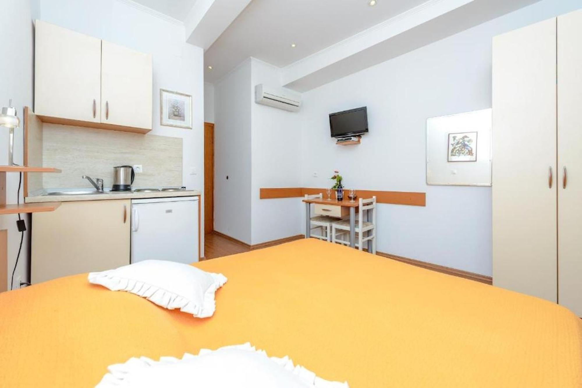 Studio Apartments Stradun Dubrovnik Bagian luar foto